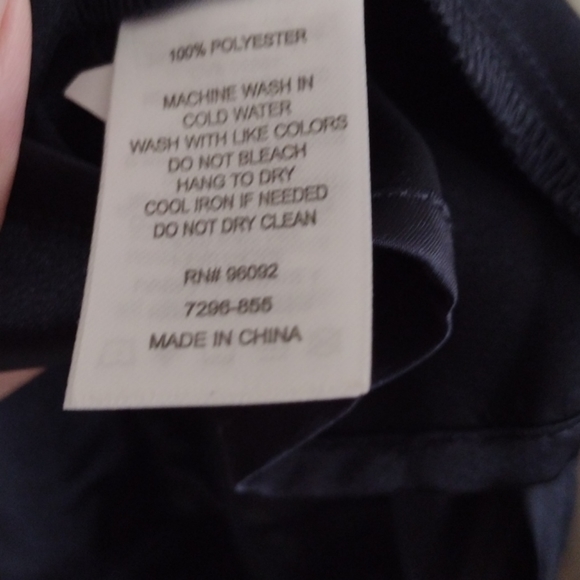 Ellane Rose Long Sleeve Top - Picture 4 of 5